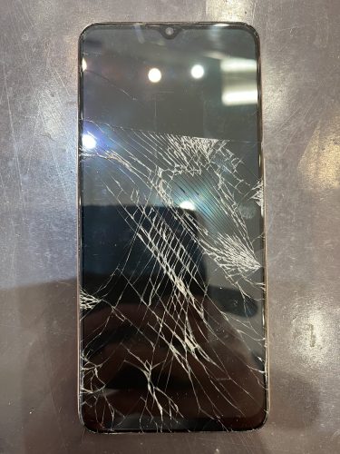 スマホ画面保護の重要性 | iPhone修理 スマートクール MOMOテラス伏見