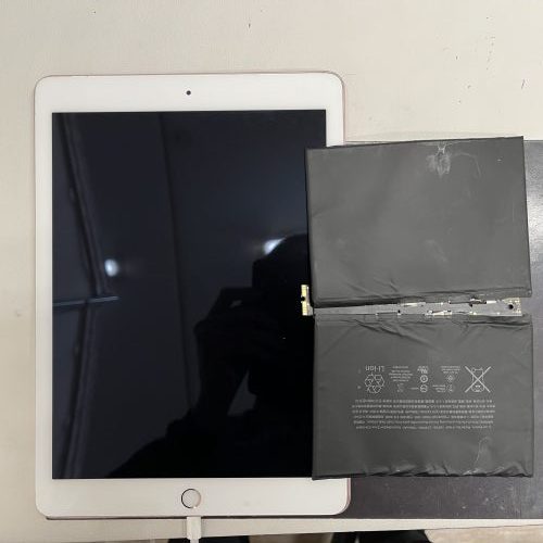 京都市山科区音羽よりiPad pro(9.7inch)のバッテリー交換のご依頼