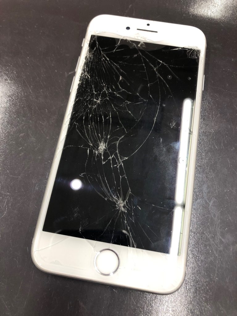 iphone6の画面割れ修理は30分程で完了します(ﾟ∀ﾟ)早い！ | iPhone修理