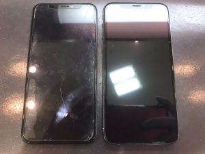 iphoneXSの液晶表示不良の修理