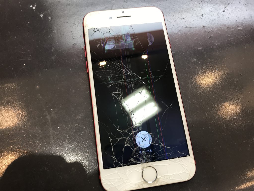 液晶が損傷したiPhone7、アイホン