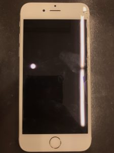 iphone7の画面割れとカメラの修理