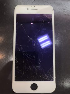 iphone6s画面割れの修理